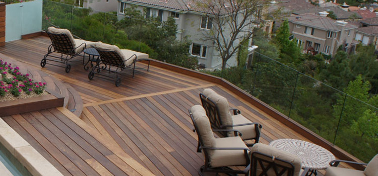 Small Backyard Decking in Summerland, CA